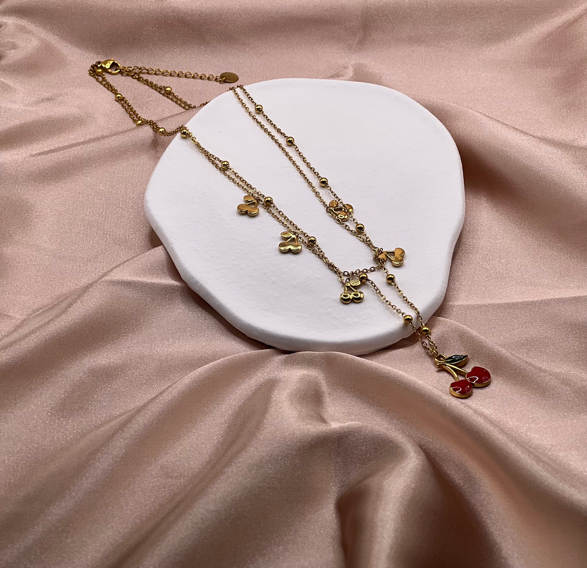 Collier double cerise