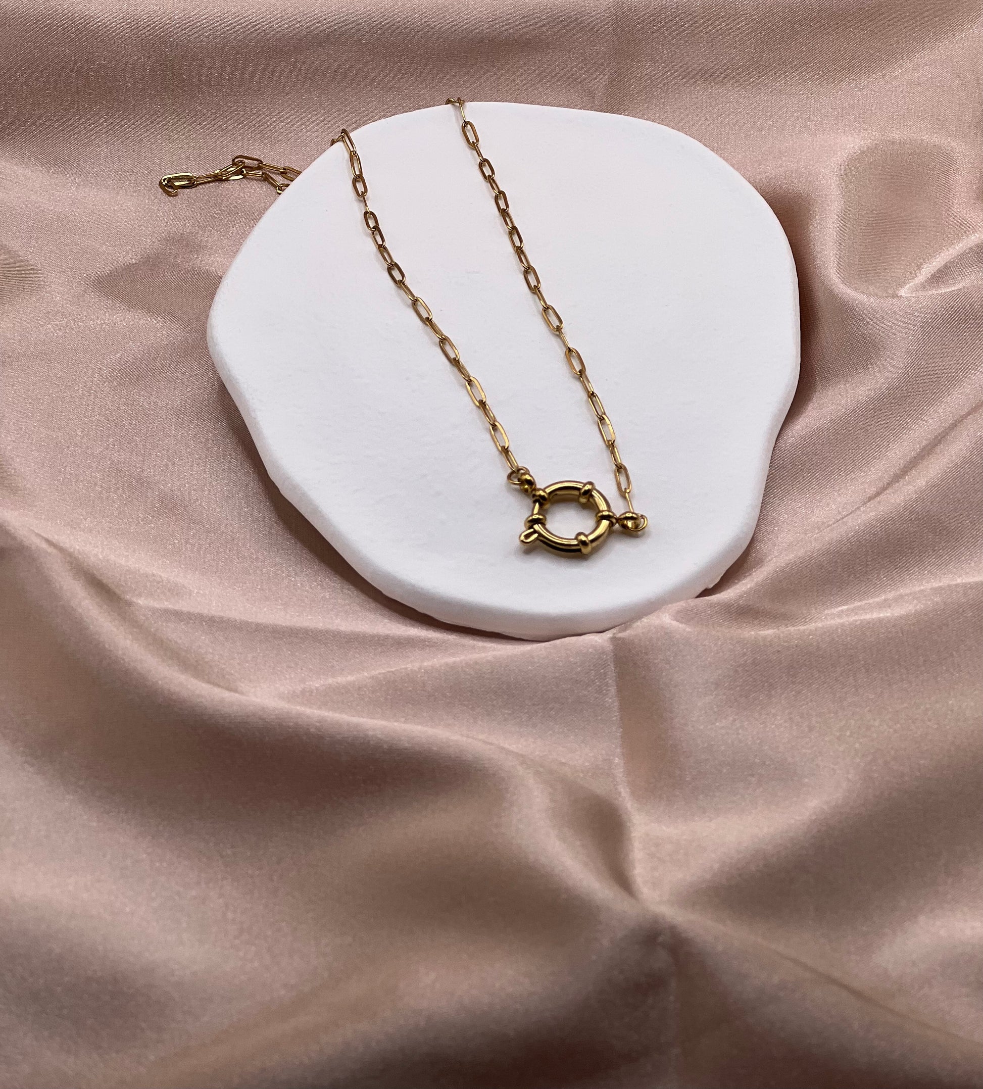 Collier unique