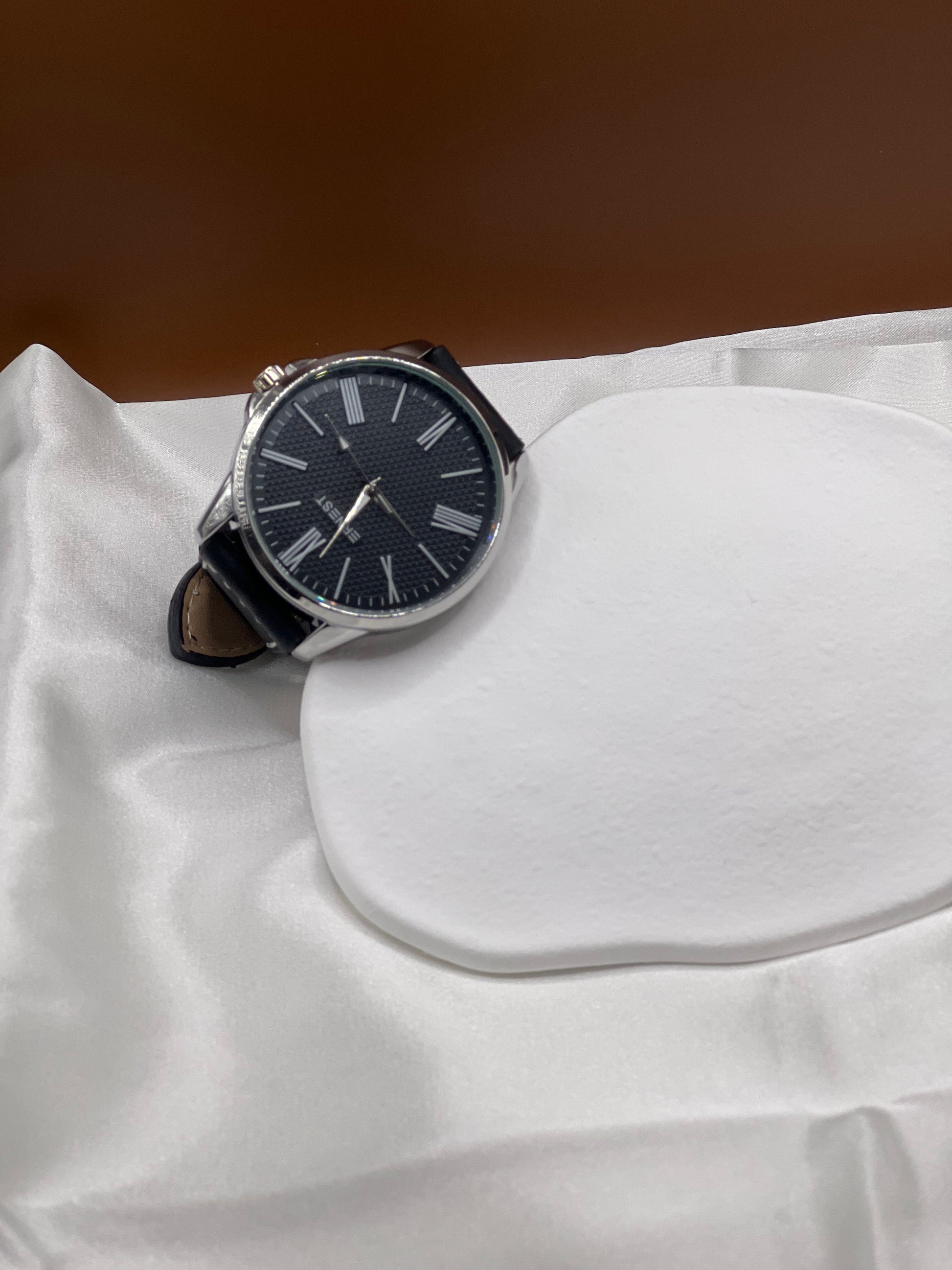 Montre homme moderne